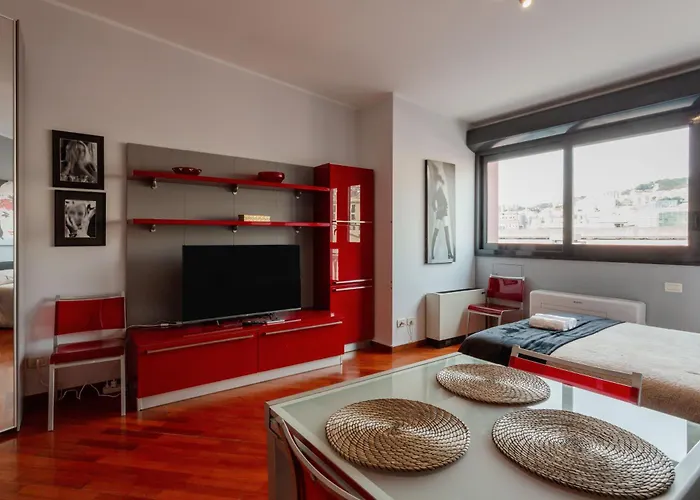 Guesthost - Elegant In The Heart Of * Genua
