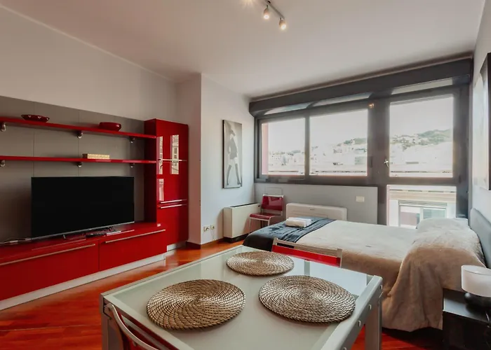 Guesthost - Elegant In The Heart Of * Genua